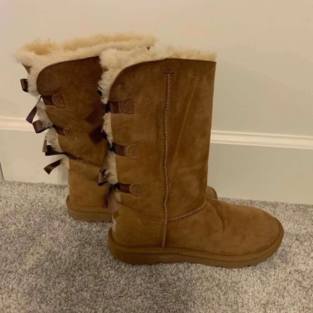 Ugg Boots with bows